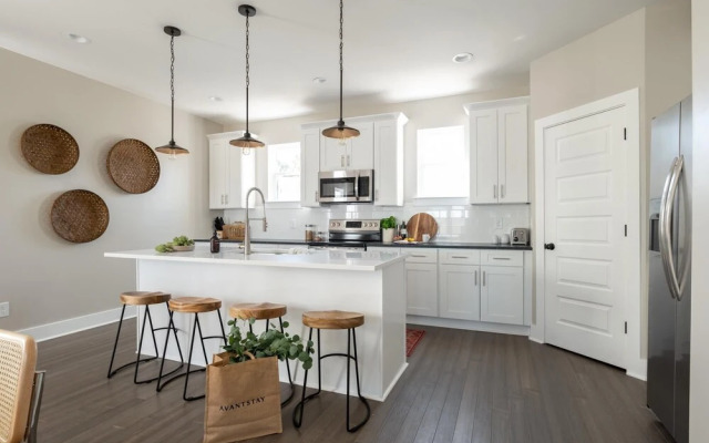 Cherokee Unit 5 in Nashville