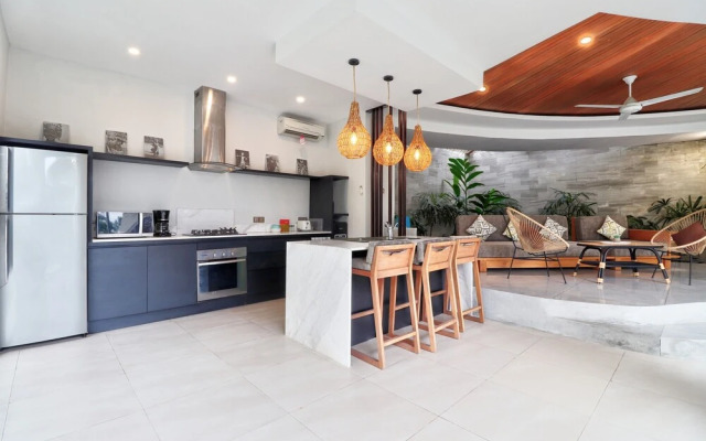 Luxury Villa K Central Seminyak
