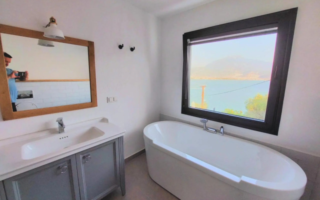 Ece Hotel Sovalye Island