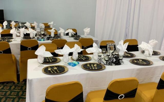 Suite Stay Talladega