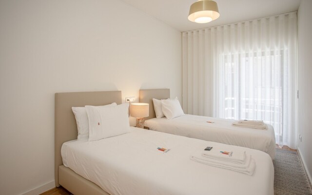 Liiiving in Porto - Design Bright House