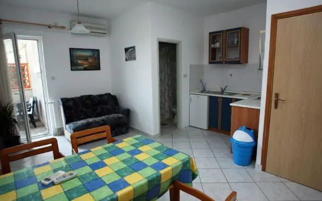Apartments Jakšić