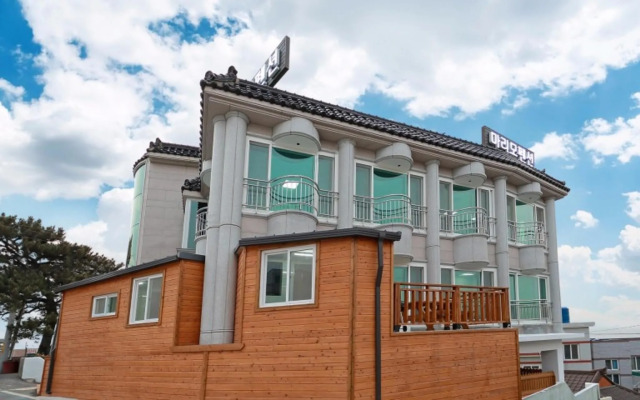 Gyeongju Marimo Pension