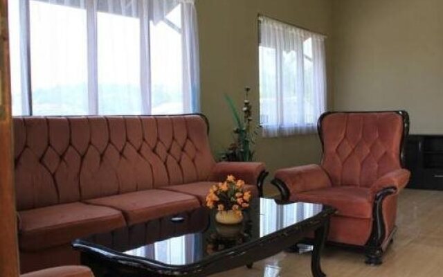 Dago Guest House - Kampung Padi