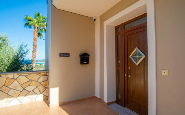 Artemis Oasis Villa