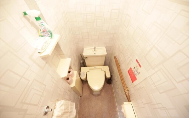 Omotenashi House Part 1 (174-1)