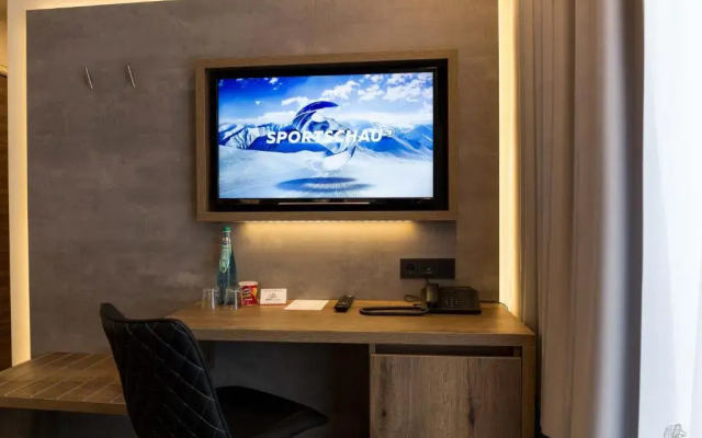 Sky Hotel Cloppenburg
