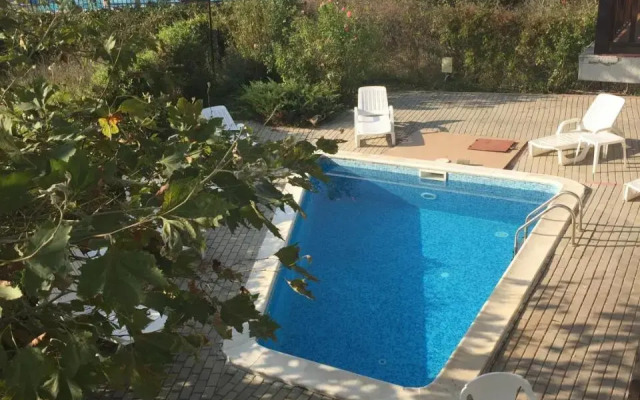 Hill Top Villa