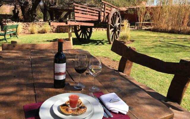 La Casa De La Bodega - Wine Boutique Hotel