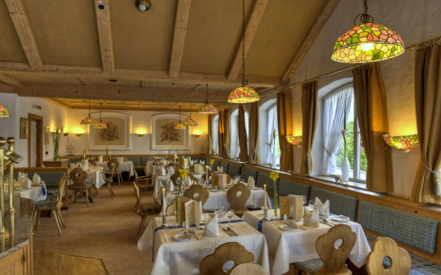 Königshof Hotel Resort ****S