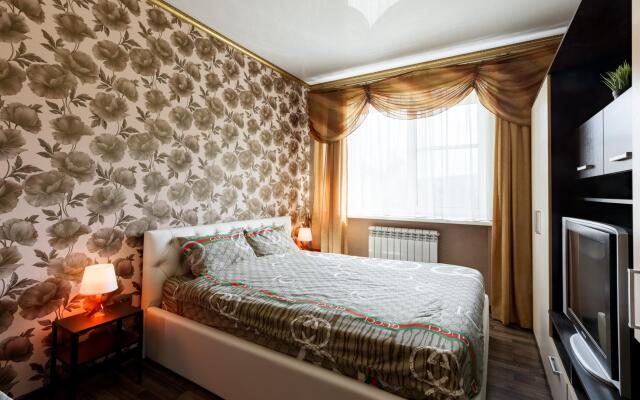 Tolstoy Apart on Verkhnyaya Krasnoslobodskaya Street