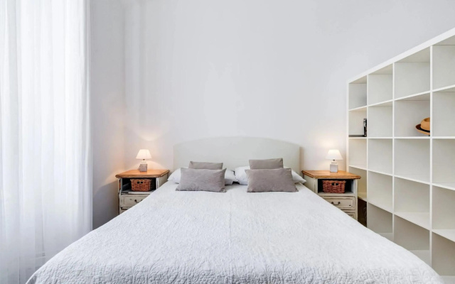 One bedroom appartement with city view and wifi at Roma