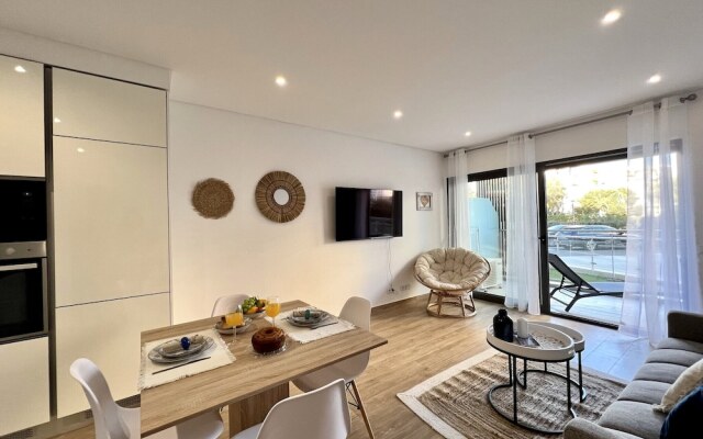 Praia DA Rocha Twins 3 With Pool