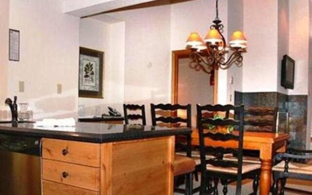 Trappeurs Crossing Resort by Steamboat Resorts