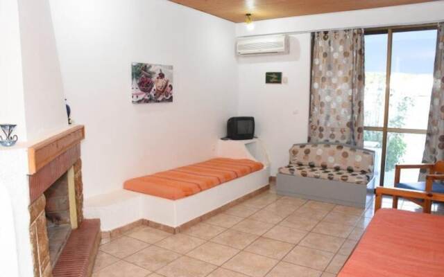 Villa Irene Gournes