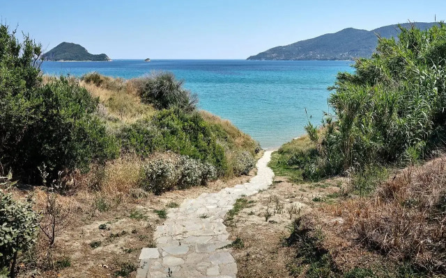 Rivazzurra Luxury BeachFront Villa
