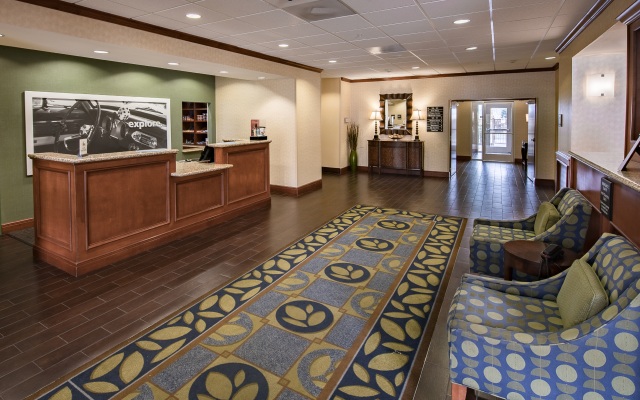 Hampton Inn & Suites Ridgecrest