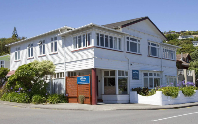 Moana Lodge - Hostel