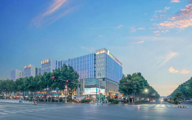 Holiday Inn Express Qingdao Chengyang Central by IHG