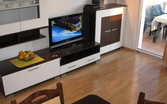 Apartments & Rooms Pierino