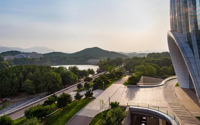 Sunrise Kempinski Hotel