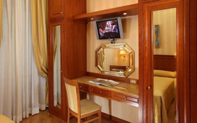 Piave Halldis Apartment