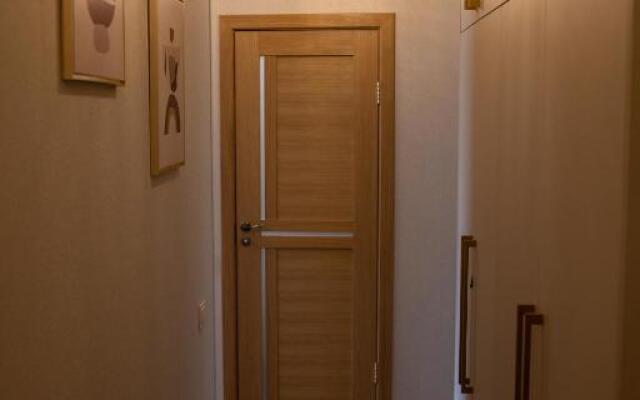 2 bedroom central flat