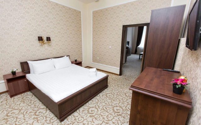 Matreshka Hotel