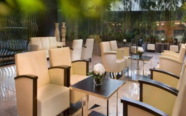 Dua Sentral Kuala Lumpur, Roam