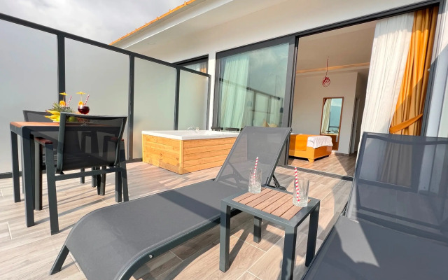 Cherry Suites