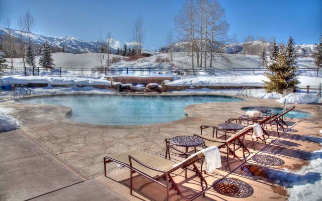Villas at Snowmass Club
