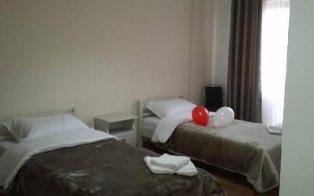 Hotel Roberto