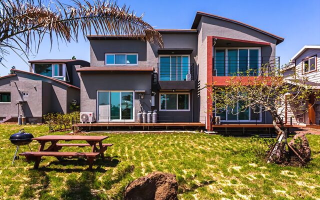 Seogwipo Hae-dam Pension