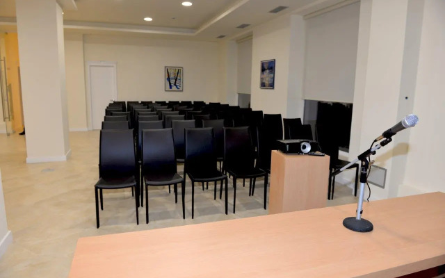 Grand White City Hotel