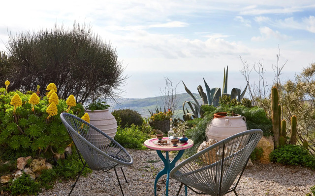 Garden Architect's Studio Santorini