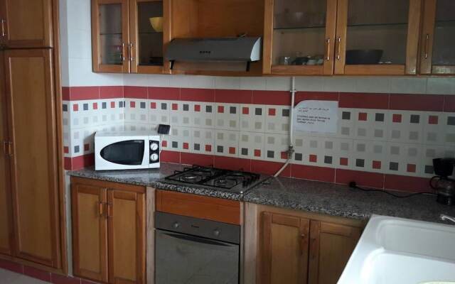 "rent Apartment F4 Richly Furnished In Tunis"