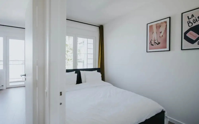 Museum View - Bright and Spacious Apartment