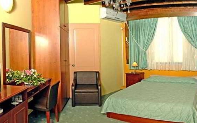 Lesvos Inn Resort Hotel & Spa