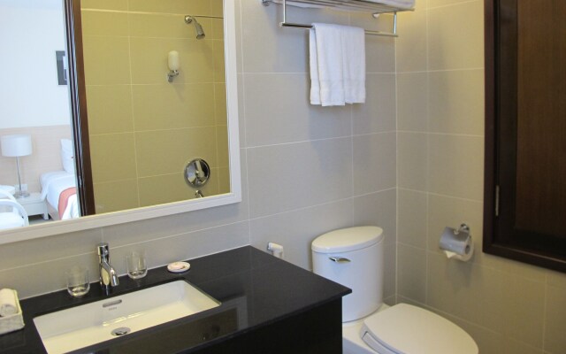 Nhi Phi Hotel
