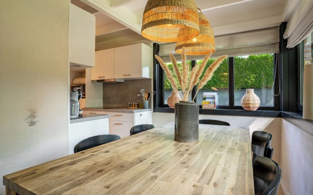 Boshuisje Rekem Three-Bedroom Houses