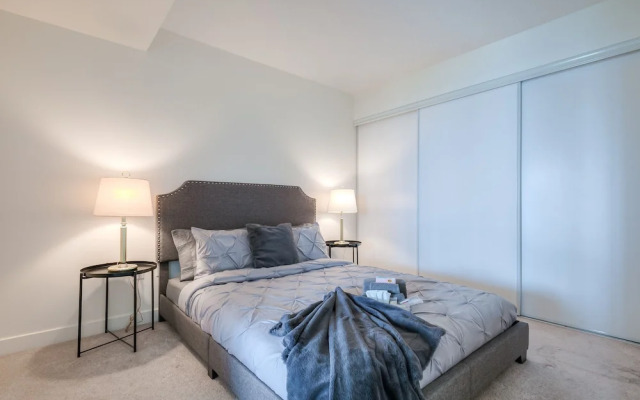 Luxury Waterfront City Place Condo
