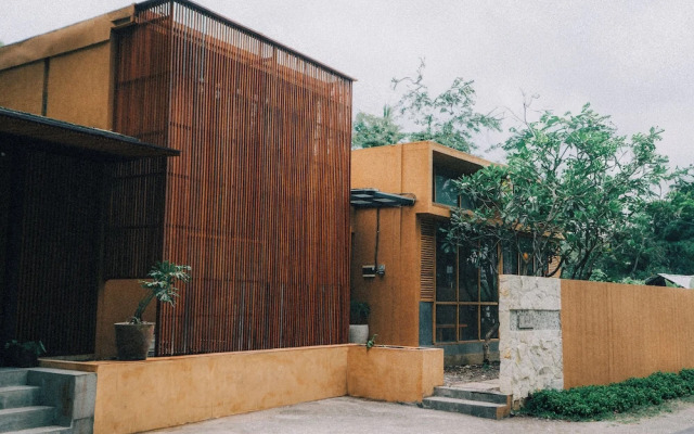 Loji Nyanyi Suite & Brew