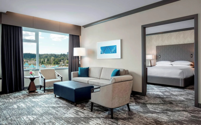 Sheraton Vancouver Guildford Hotel