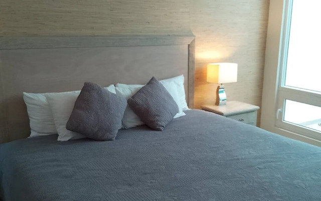 Arqu Medes Space 2bdr Studio Connecting Room