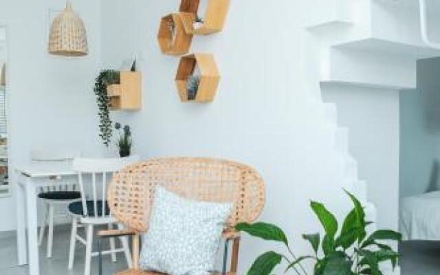 Apartment On the Sunny Side