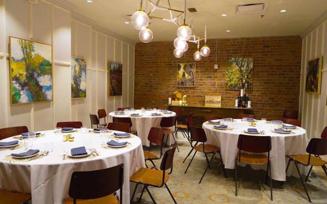 The Old No. 77 Hotel & Chandlery