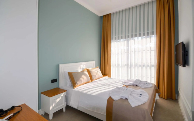 Juglans Suites
