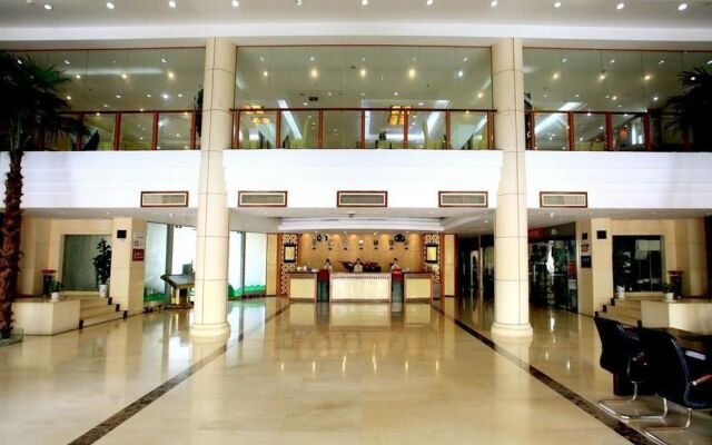 Sanhu Lake Holiday Hotel Xianning