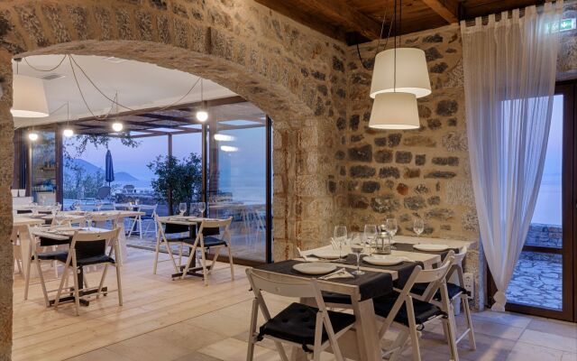 Aegila Boutique Hotel