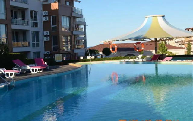 Sunny Island Chernomorets